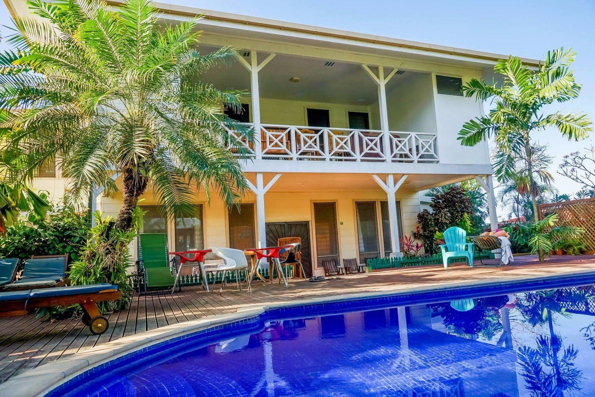Lynn'S Getaway Hotel Apia Exterior photo